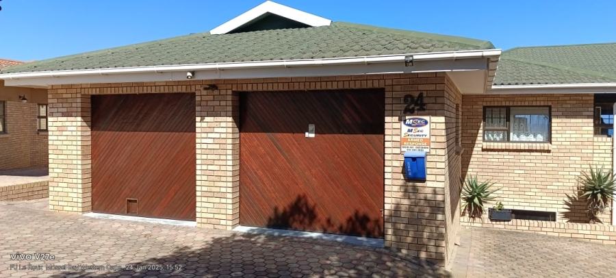 5 Bedroom Property for Sale in Dana Bay Western Cape